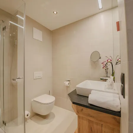 Hotel Zillertalerhof 4*