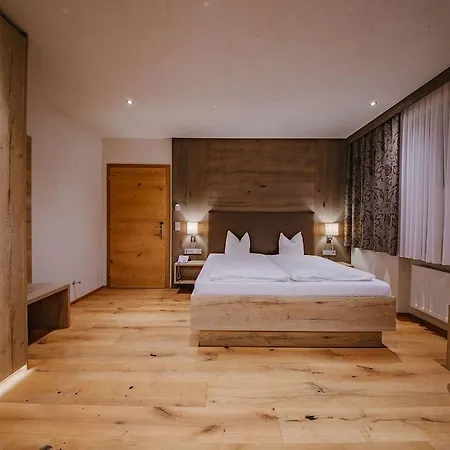 Hotel Zillertalerhof 4*